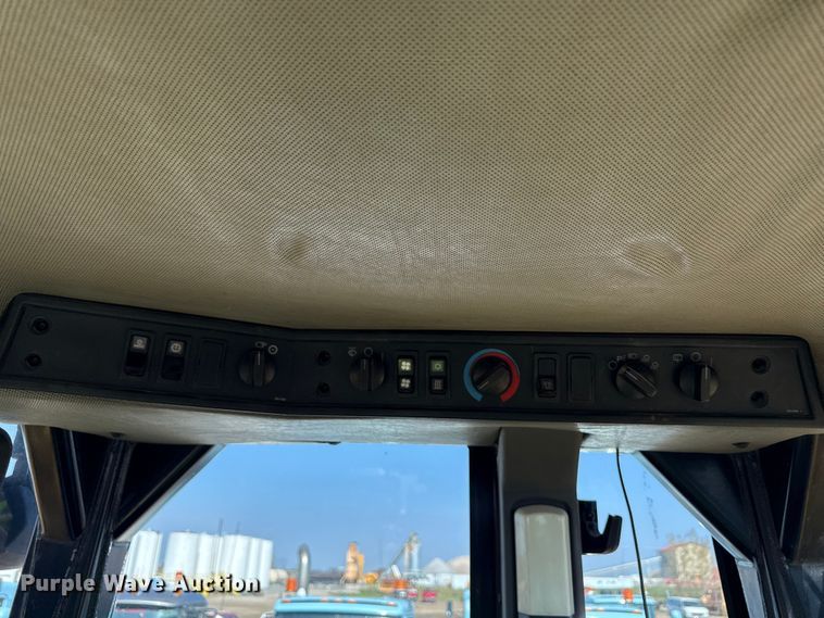 image for item ND9435 2001 Caterpillar 950G wheel loader