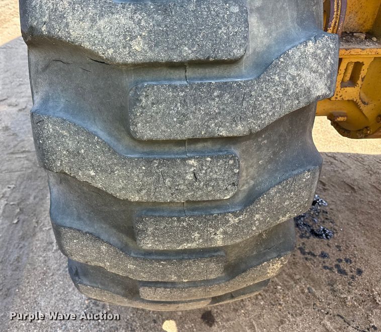 image for item ND9435 2001 Caterpillar 950G wheel loader