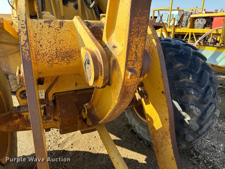 image for item ND9436 1997 Caterpillar 938F wheel loader
