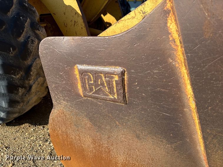 image for item ND9436 1997 Caterpillar 938F wheel loader