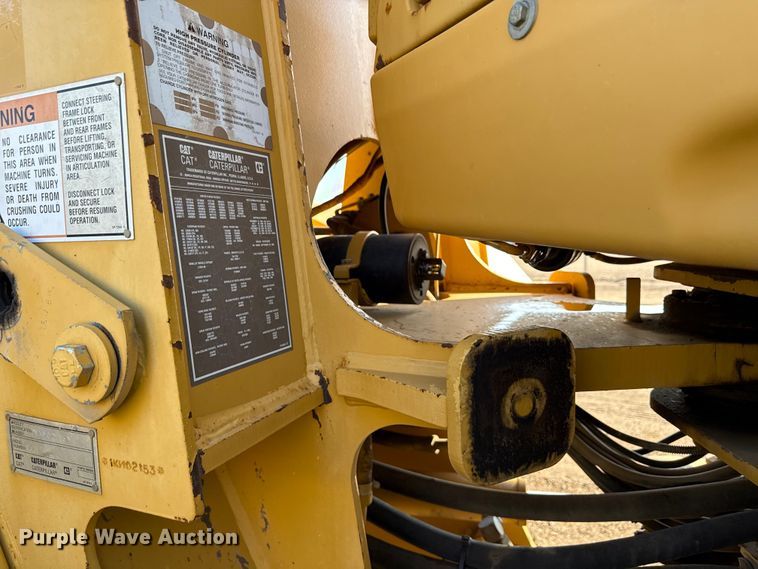 image for item ND9436 1997 Caterpillar 938F wheel loader
