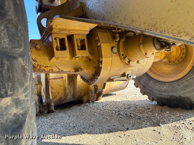 image for item ND9436 1997 Caterpillar 938F wheel loader