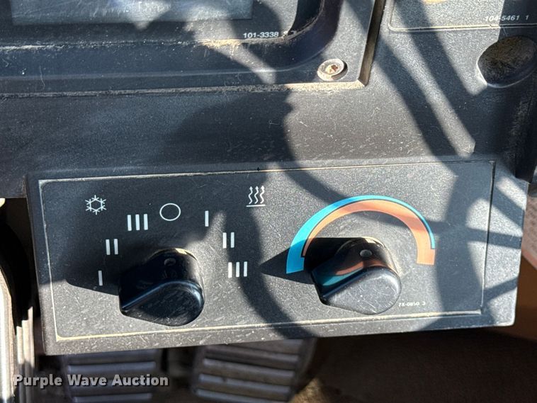 image for item ND9436 1997 Caterpillar 938F wheel loader