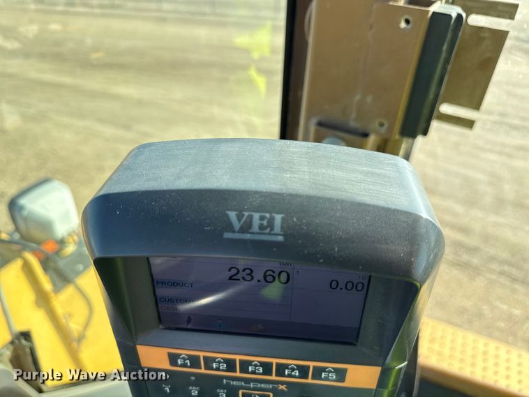 image for item ND9436 1997 Caterpillar 938F wheel loader