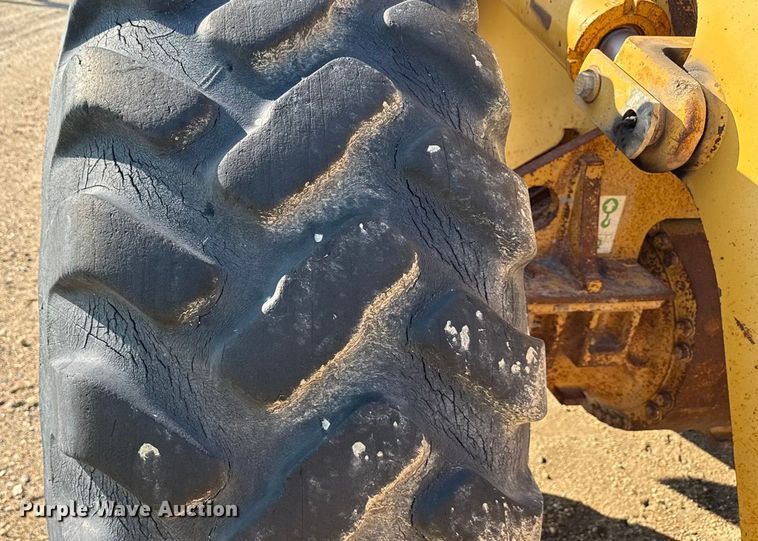 image for item ND9436 1997 Caterpillar 938F wheel loader