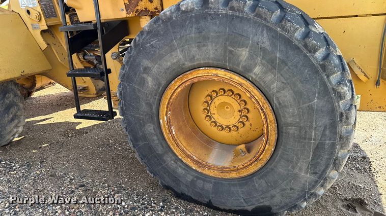 image for item ND9436 1997 Caterpillar 938F wheel loader