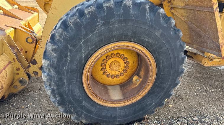 image for item ND9436 1997 Caterpillar 938F wheel loader