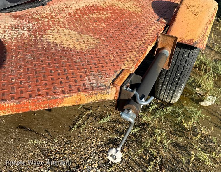 image for item ND9438 Arrow board trailer