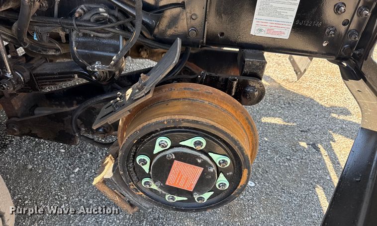 image for item NU9559 2009 International WorkStar 7500 grapple crane truck