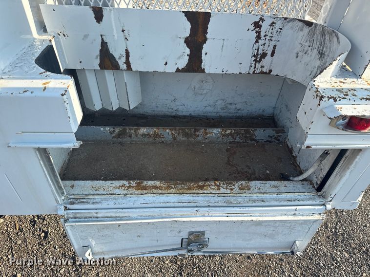 image for item NU9619 2013 Ford F450 Super Duty utility / service truck