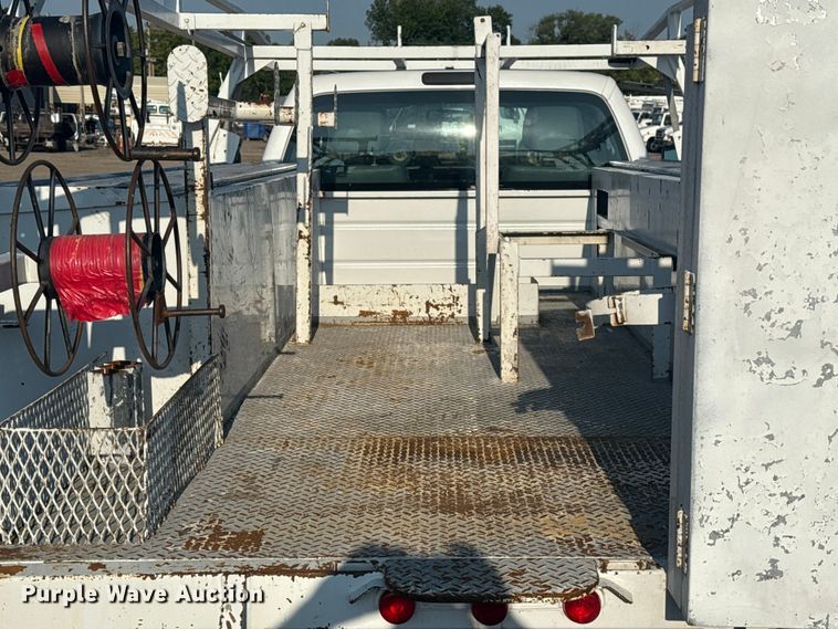 image for item NU9619 2013 Ford F450 Super Duty utility / service truck