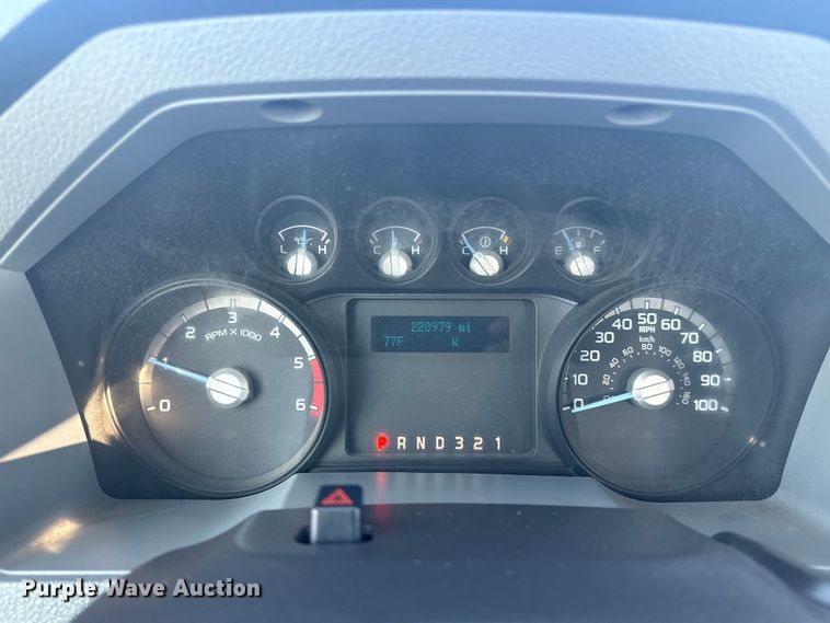 image for item NU9619 2013 Ford F450 Super Duty utility / service truck