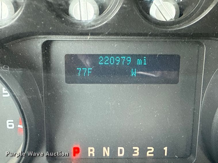 image for item NU9619 2013 Ford F450 Super Duty utility / service truck