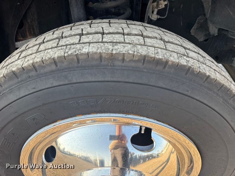 image for item NU9619 2013 Ford F450 Super Duty utility / service truck