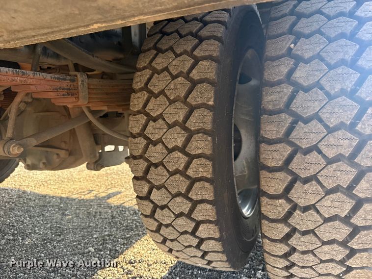 image for item NU9619 2013 Ford F450 Super Duty utility / service truck