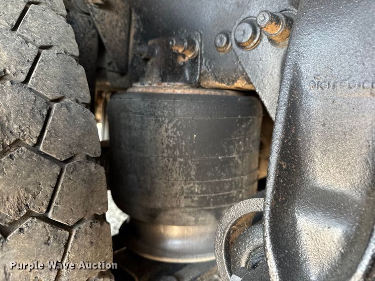 image for item NU9632 2012 Freightliner Business Class M2 grapple crane truck