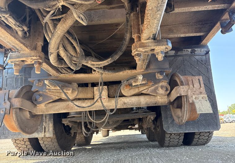 image for item NU9632 2012 Freightliner Business Class M2 grapple crane truck