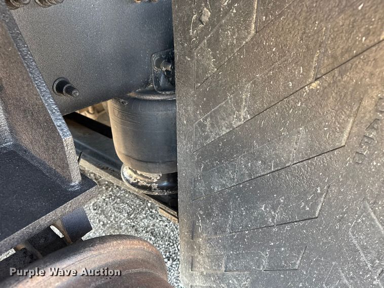 image for item NU9632 2012 Freightliner Business Class M2 grapple crane truck