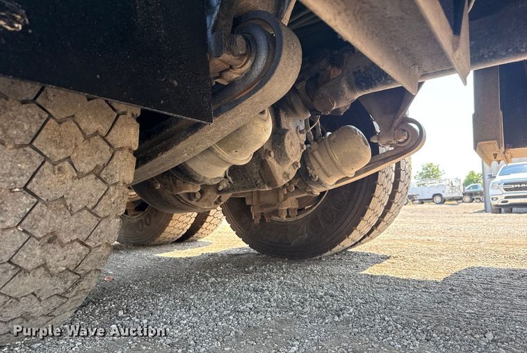 image for item NU9632 2012 Freightliner Business Class M2 grapple crane truck