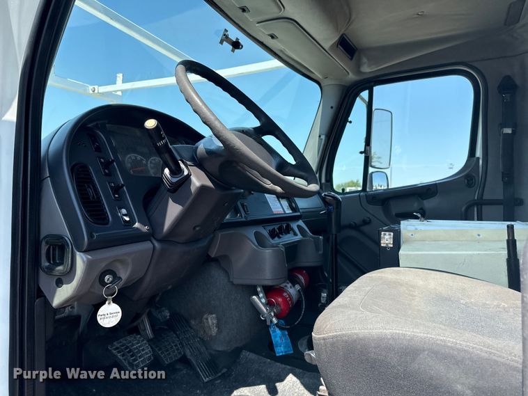 image for item NU9632 2012 Freightliner Business Class M2 grapple crane truck