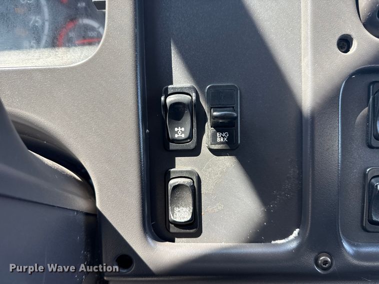 image for item NU9632 2012 Freightliner Business Class M2 grapple crane truck