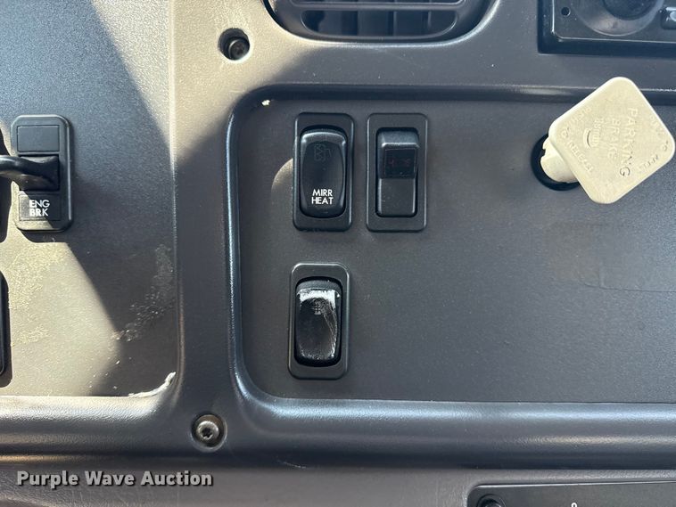 image for item NU9632 2012 Freightliner Business Class M2 grapple crane truck