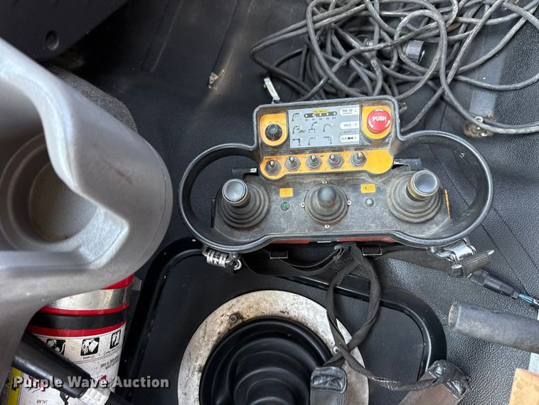 image for item NU9632 2012 Freightliner Business Class M2 grapple crane truck