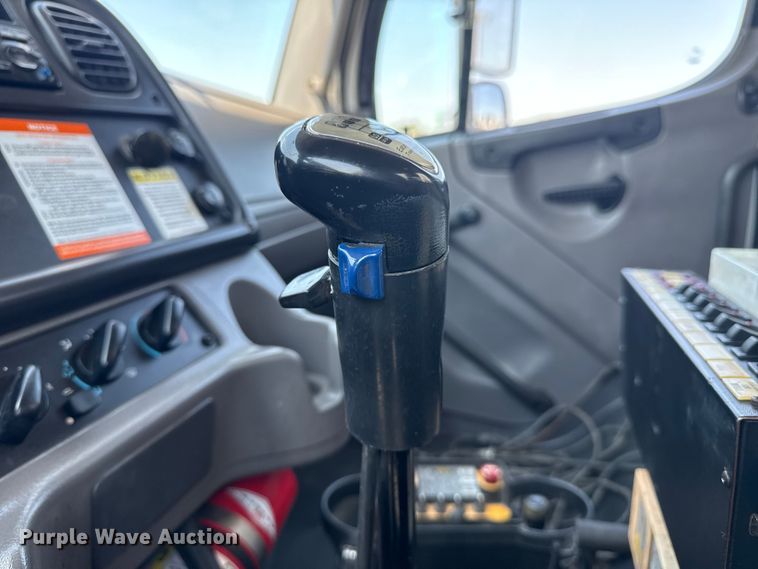 image for item NU9632 2012 Freightliner Business Class M2 grapple crane truck