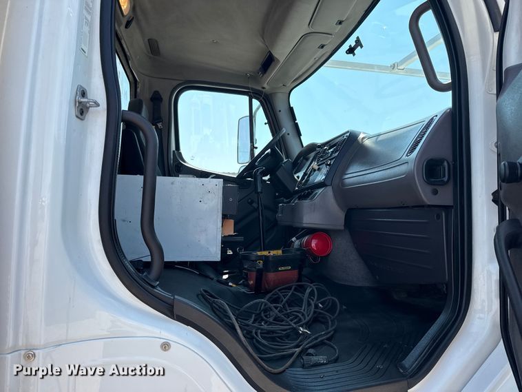 image for item NU9632 2012 Freightliner Business Class M2 grapple crane truck