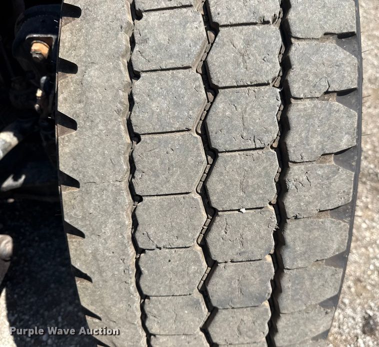 image for item NU9632 2012 Freightliner Business Class M2 grapple crane truck