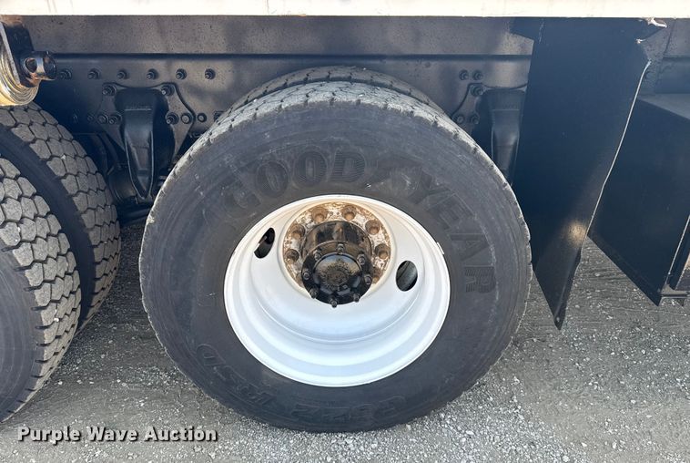 image for item NU9632 2012 Freightliner Business Class M2 grapple crane truck