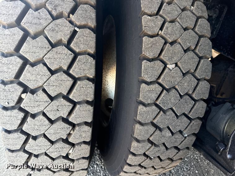 image for item NU9632 2012 Freightliner Business Class M2 grapple crane truck