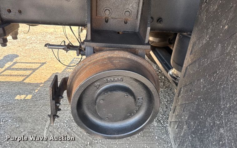 image for item NU9632 2012 Freightliner Business Class M2 grapple crane truck