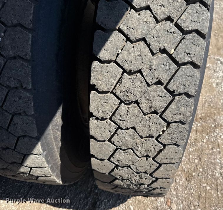 image for item NU9632 2012 Freightliner Business Class M2 grapple crane truck