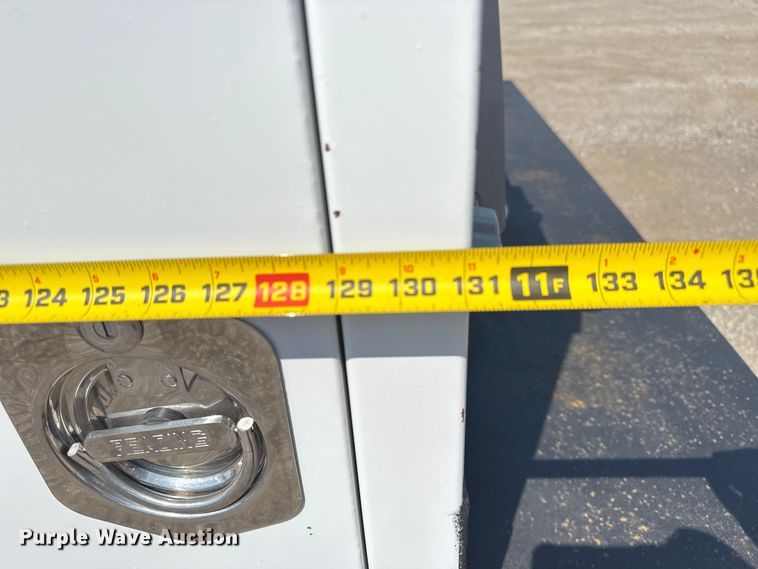 image for item NU9633 2017 Ford F550 Super Duty utility / service truck