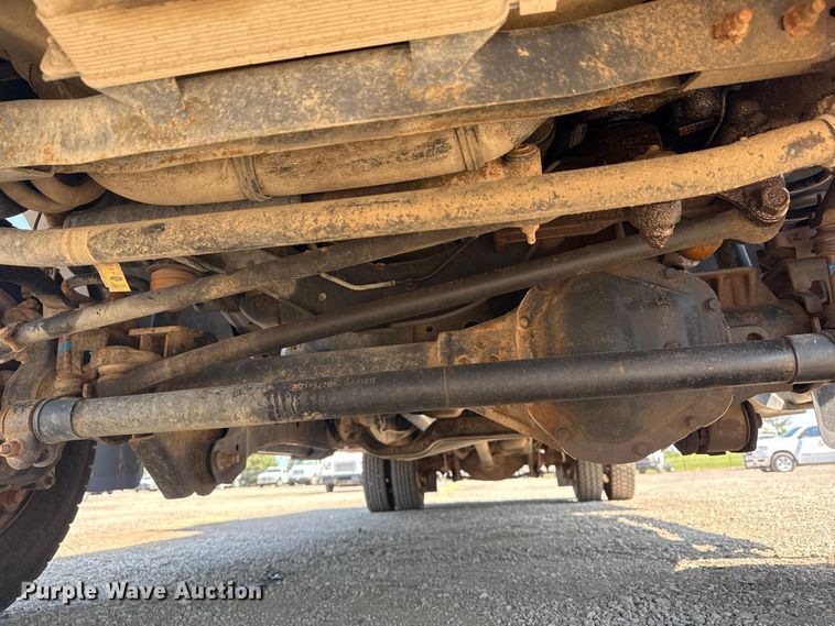 image for item NU9633 2017 Ford F550 Super Duty utility / service truck