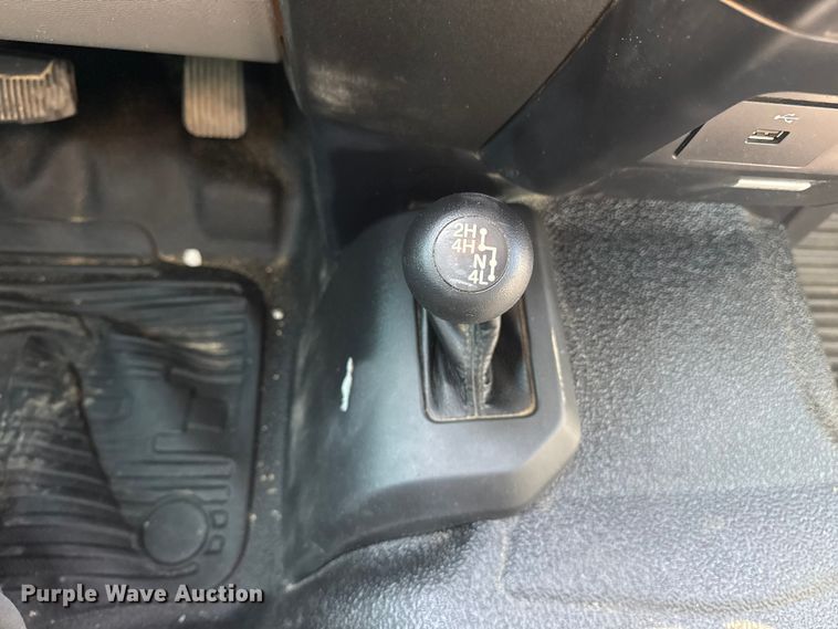 image for item NU9633 2017 Ford F550 Super Duty utility / service truck