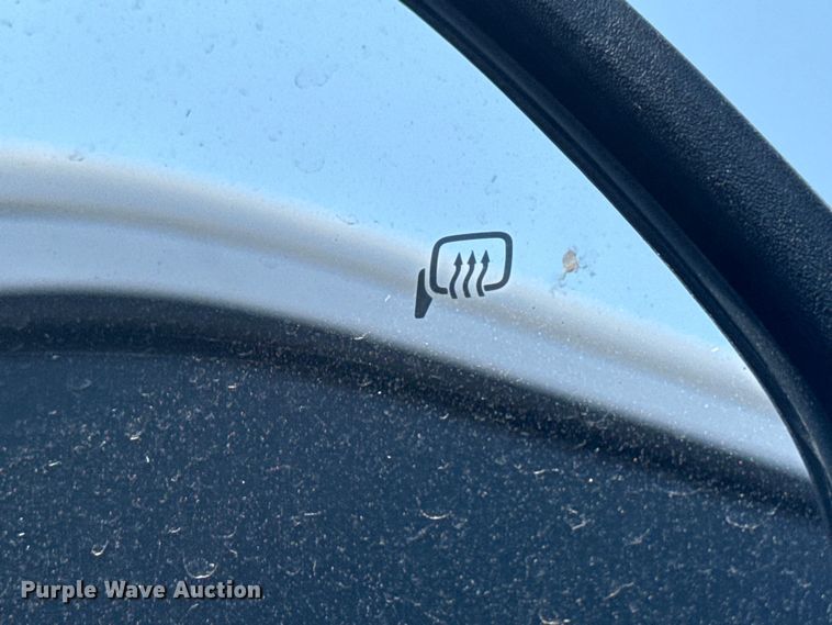 image for item NU9633 2017 Ford F550 Super Duty utility / service truck