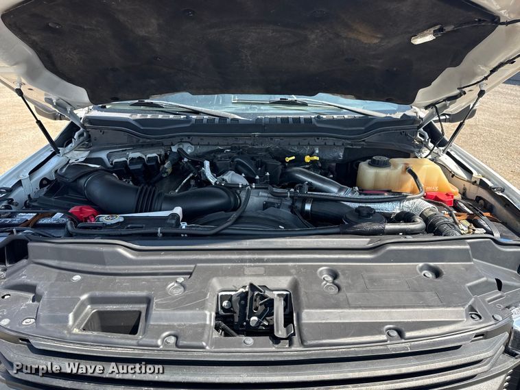 image for item NU9633 2017 Ford F550 Super Duty utility / service truck