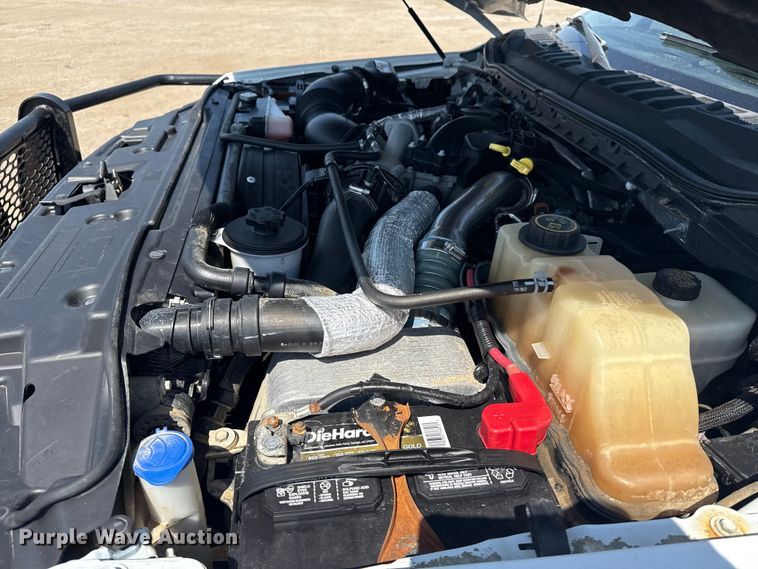 image for item NU9633 2017 Ford F550 Super Duty utility / service truck