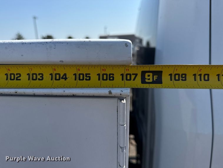 image for item NU9635 2019 Ford F350 Super Duty utility bed pickup truck