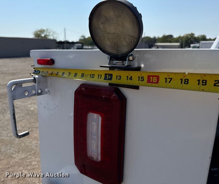 image for item NU9635 2019 Ford F350 Super Duty utility bed pickup truck