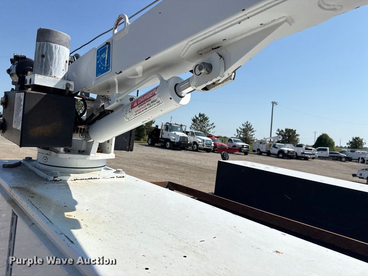 image for item NU9635 2019 Ford F350 Super Duty utility bed pickup truck