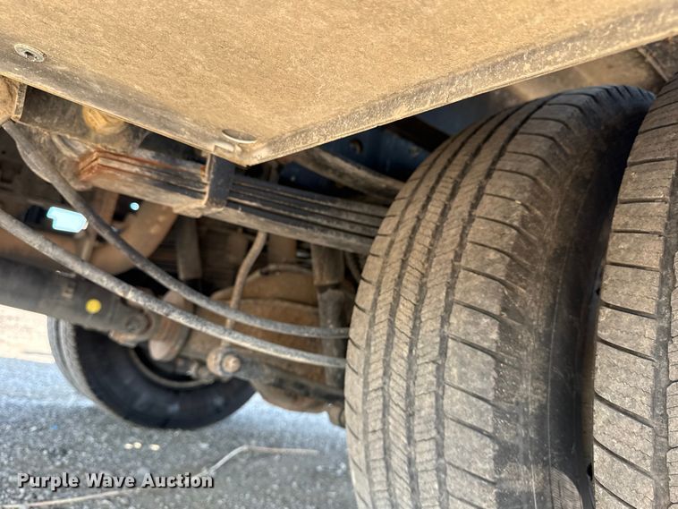 image for item NU9635 2019 Ford F350 Super Duty utility bed pickup truck