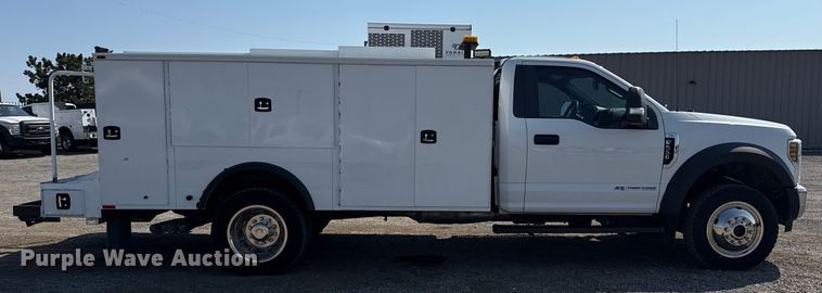 image for item NU9636 2018 Ford F550 Super Duty utility / service truck
