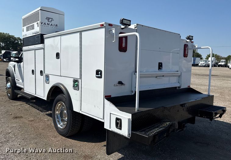 image for item NU9636 2018 Ford F550 Super Duty utility / service truck