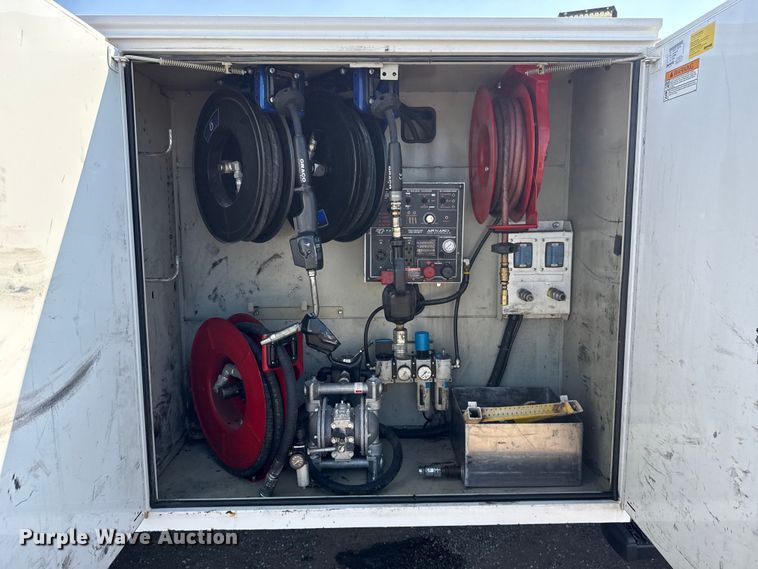 image for item NU9636 2018 Ford F550 Super Duty utility / service truck