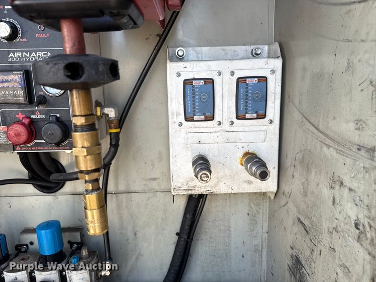 image for item NU9636 2018 Ford F550 Super Duty utility / service truck