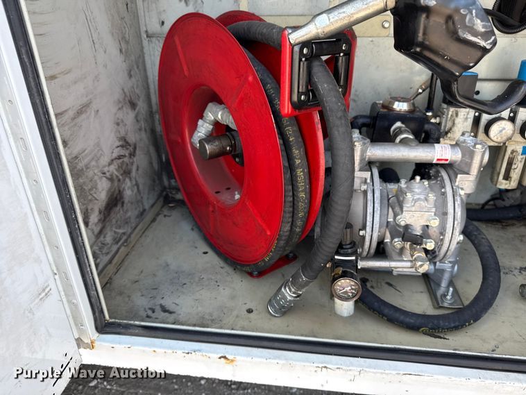 image for item NU9636 2018 Ford F550 Super Duty utility / service truck