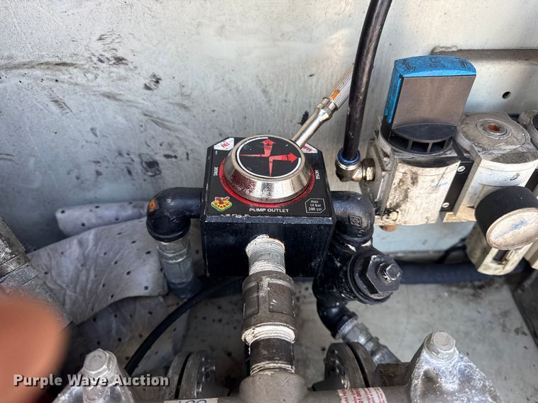 image for item NU9636 2018 Ford F550 Super Duty utility / service truck